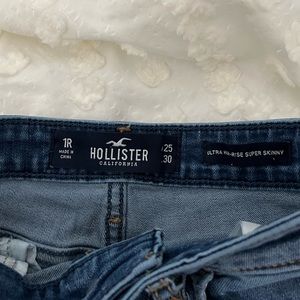 Hollister Ultra High Rise Super Skinny Jeans